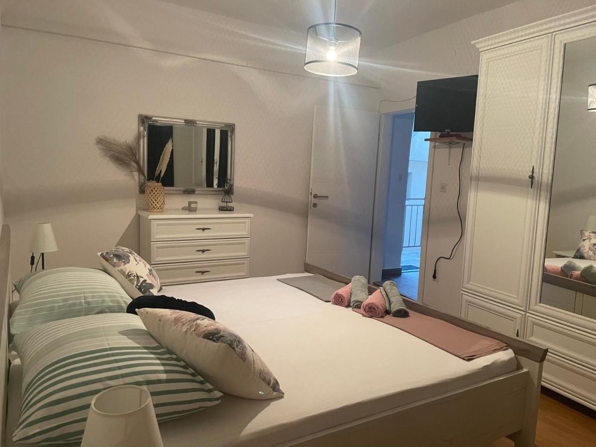 Apartmani Meri Jezera Bagian luar foto