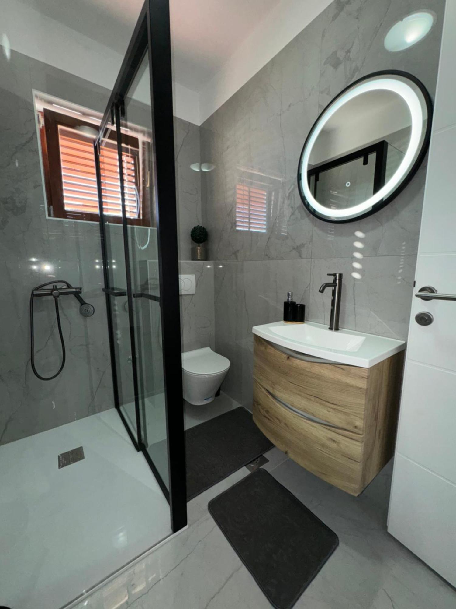 Apartmani Meri Jezera Bagian luar foto